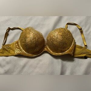 Victoria's Secret VERY SEXY Push-up Bra - 34D